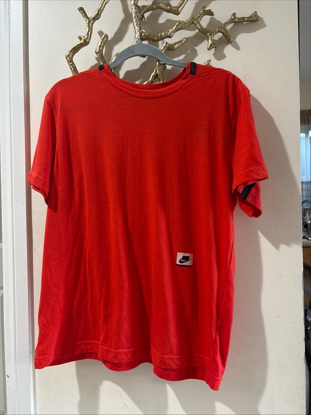 Nike Red Men's Short-Sleeve Crewneck Tee with Logo Patch
